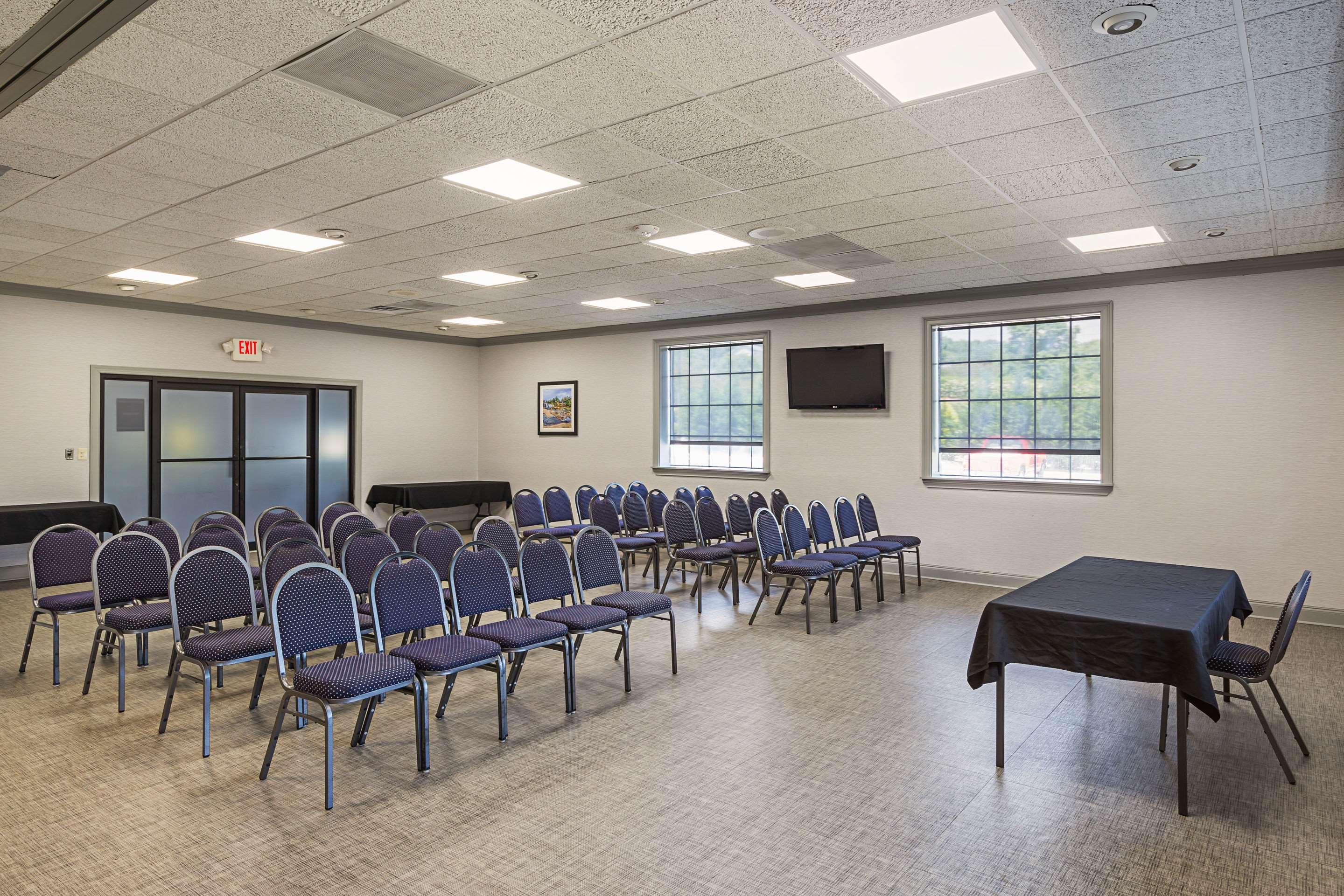 Quality Inn & Suites Greenville - Haywood Mall Экстерьер фото